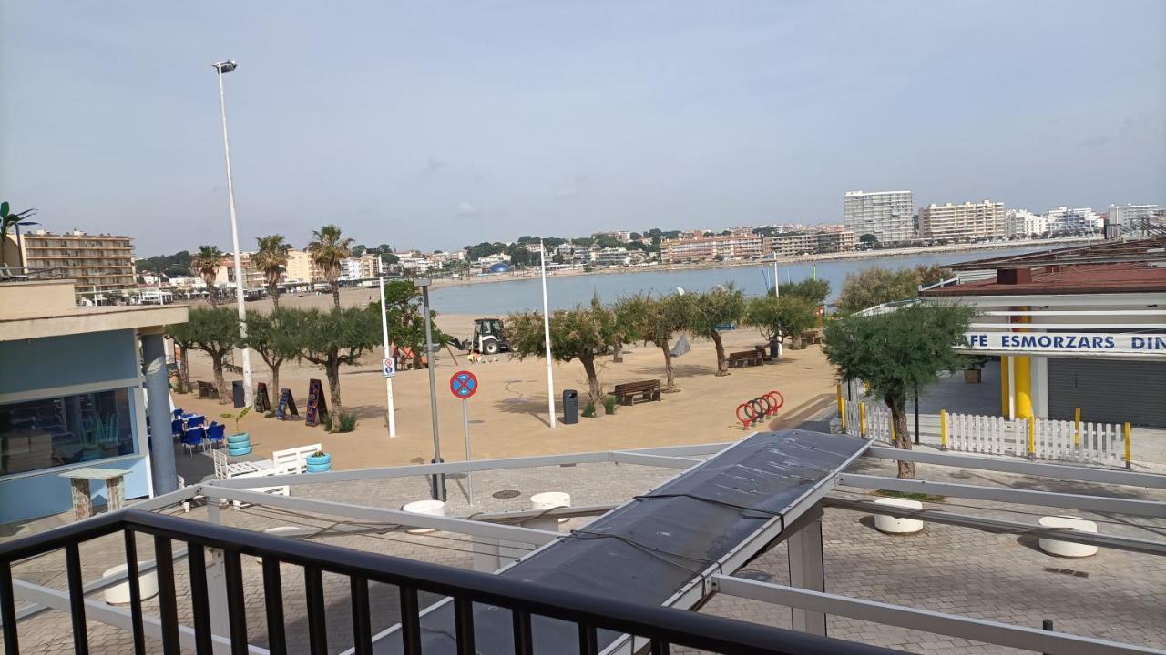 Apartament El Balcon De Riells L' Escala Zewnętrze zdjęcie